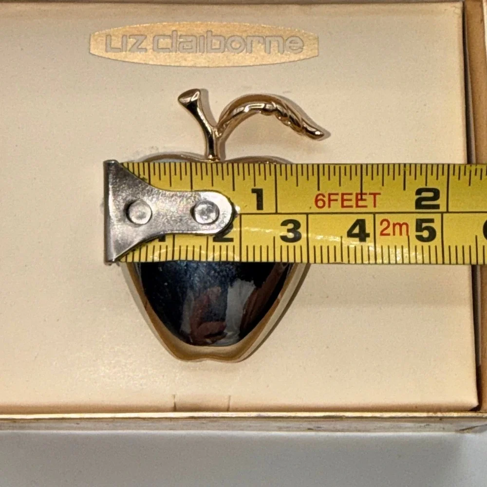 Liz Claiborne Apple Brooch Women OS Silver Gold Two-Tone Vintage Teacher Pin